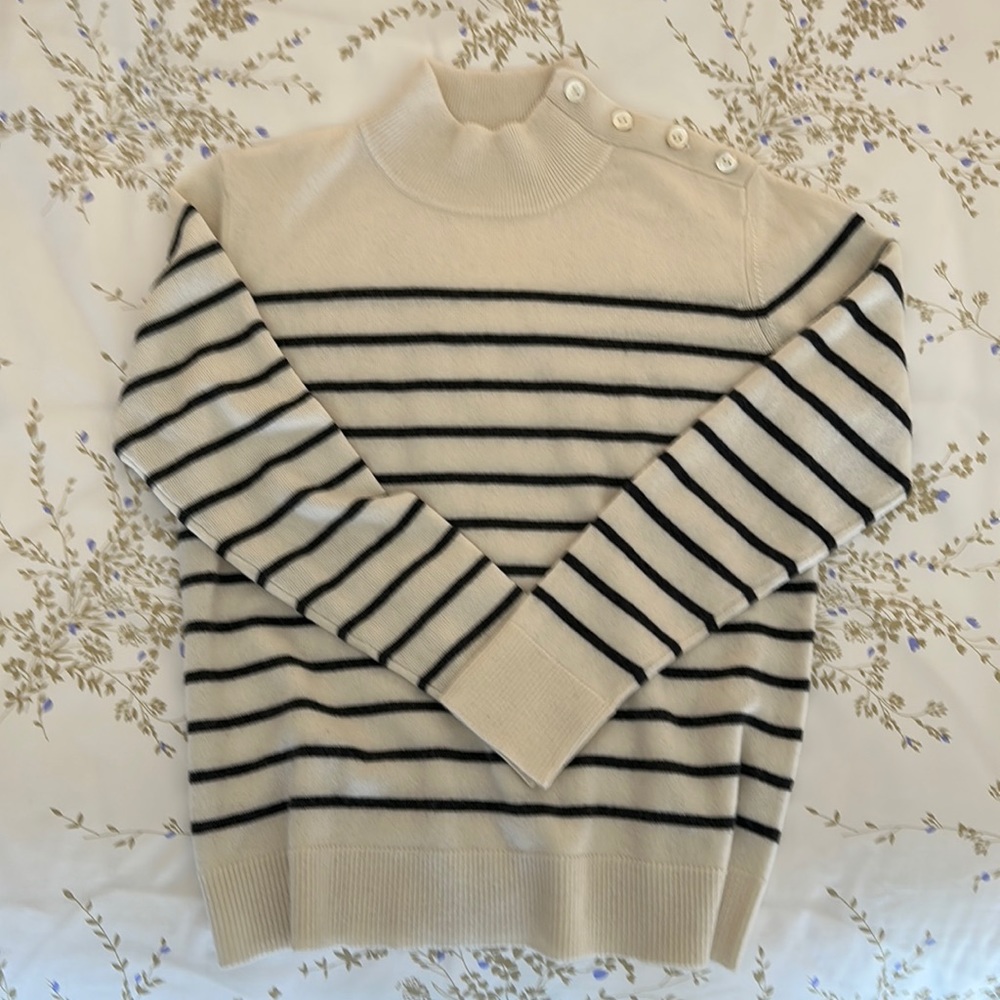 Kinross; cashmere; small; striped